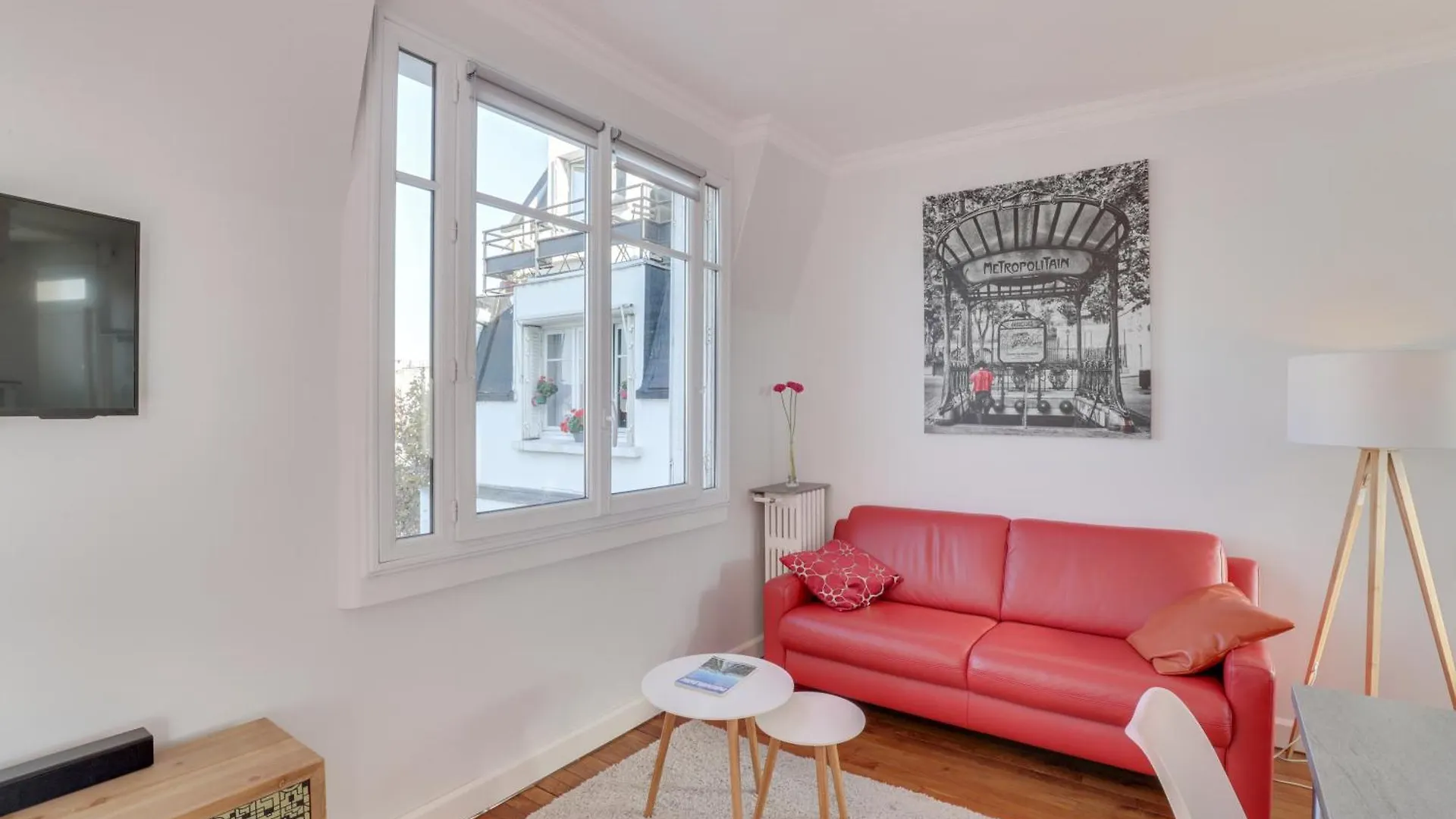 Eiffel Tower View Terrace Saint Germain Des Pres Apartment Paris France